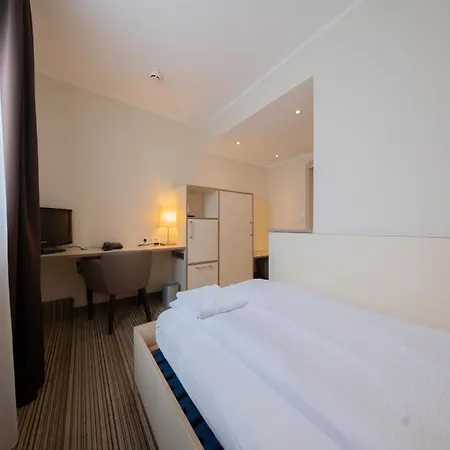 Hotel Juno 3*